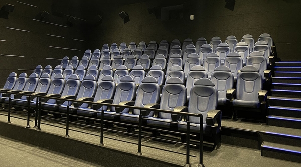 Кресла для кинотеатров для кинотеатра &quot;Синема Холл&quot; г. Махачкала